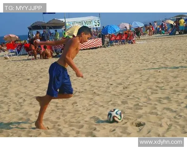 足球明星的女友们在阳光沙滩上尽情享受奢华度假生活的精彩瞬间 足球明星的女友们在阳光沙滩上尽情享受奢华度假生活的精彩瞬间